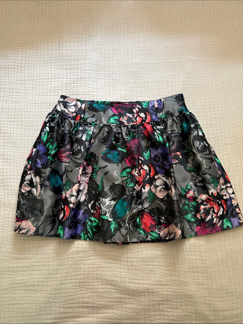 Vintage Candies Dark Moody Floral Mini Skirt Size 1